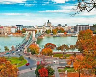 Светлините на Будапеща, със самолет и обслужване на български език - отпътуване от Бургас!