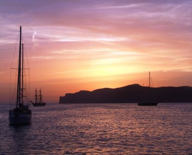 Екскурзия в ИСПАНИЯ - Палма де Майорка - 4 нощувки в хотел 4*! Самолетна програма на български език с полет на Ryanair!