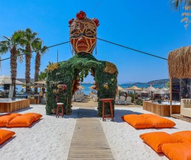 LADONIA LEO BEACH RESORT (Adults only 16+)