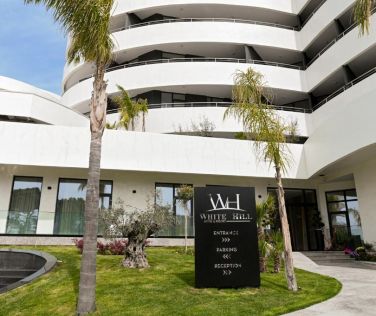 WHITE HILL HOTEL