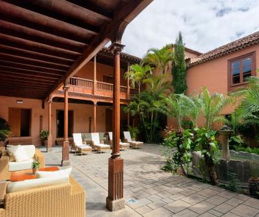 LA QUINTA ROJA