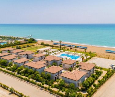 CRYSTAL BOUTIQUE BEACH RESORT (Adults Only)