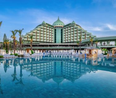 DELPHIN PALACE DELUXE