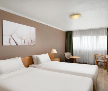 Danubius Hotel Hungaria  или Danubius Hotel Arena